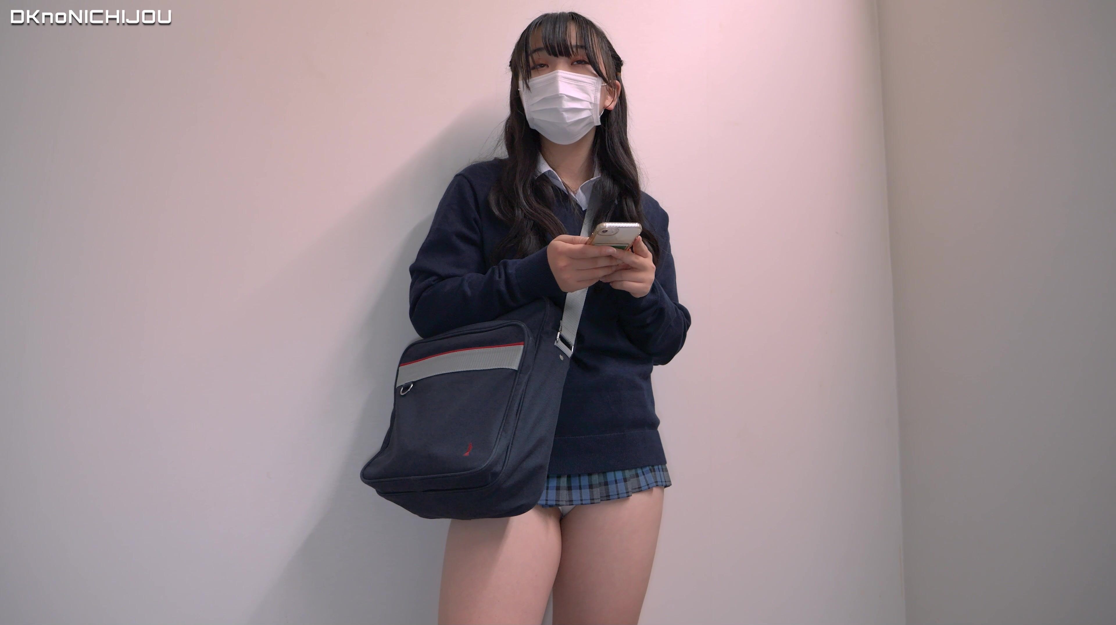4K]えちえちJK盗撮No.172#青チェ むっちむちな下半身を揉みながら