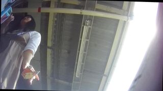 逆さ撮り ｊｃと綺麗なお姉さん voyeur jp