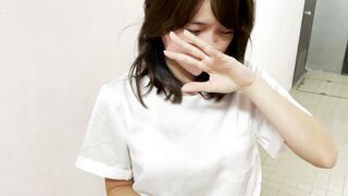パンツ買取交渉 撮影拒否からの承諾で圧倒的美尻を見せてくれます 渋々従う姿が愛おしくて興奮します 尻揉み voyeur jp
