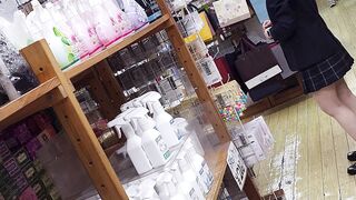 ショートカットkの食い込み白サテン ぶっこみライティングパンチラ 5 voyeur jp