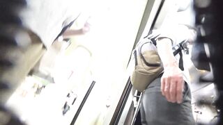 ギャル jd おまけでtバックのばばあ voyeur jp