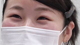 胸チラ 25 工作に夢中な童顔jd お友達と参加のふわ巨乳パイ若olさん voyeur jp