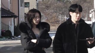 Sex Delivery of Newlywed Bride With Natural Breasts korean porn