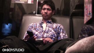 BOY STUDIO – BOY 501 – 再編集！ハーフ顔のイケメンがビデボで即抜き！２回射精！ gays