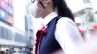 ハーフ女子 生 電車痴漢 嫌がるわりに濡れ濡れマ〇コ 睨まれながらの生中出し しっかり感じてるスケベなからだ voyeur jp
