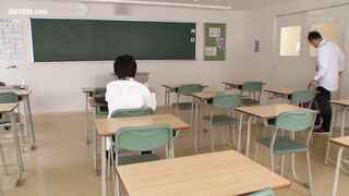 IPZ-558 Tight skirt female teacher's seduction class Ryo Kanami Reducing Mosaic JAV