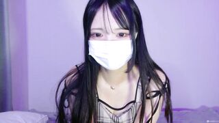 6月13日・14日配信可愛すぎるアイドル級美女と中出し性交 jvip 190626 AdyLuybwgpWY7 0001