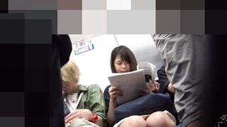 パンチラ小人目線 pa to465 電車編 voyeur jp