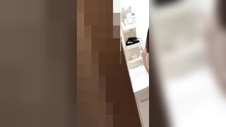 着替え盗撮 登校前の妹 洗面台にて 生足 青チェ voyeur jp