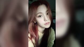 YEJI SUCKING DEEP 153675 1 KPOP ALLPOP