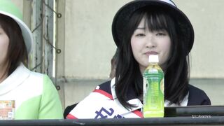なにわガールズ３２３ 親善大使がすました顔 de おパンティー満開便りや voyeur jp