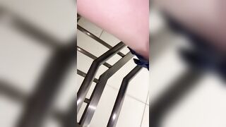jk 生足 生パンチラ 赤 １ voyeur jp