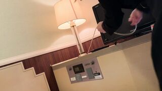 禁断 ホテルスタッフのお姉さんのパンチラ盗撮16 voyeur jp