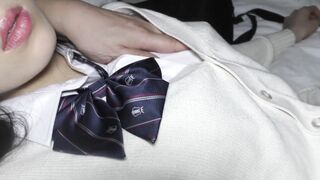 イタズラ 部活終わりの堀 真由そっくり制服テニス部女子 マル秘ローション擦り込みで感度覚醒電マブリッジ絶頂 高画質 voyeur jp