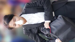 貴女痴漢 爽やかキャリアウーマン男性部下を近くに我慢の オシッコ 全部放出の上 身体震わせイクッ voyeur jp