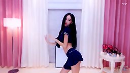 Chinese BJ 小格格 HYO MIN [효민] - Nice Body