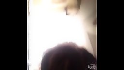 [한국야동] 신혼여행 가서 찍은 영상 유포 섹스방에서 벽구멍으로 나온 존슨에 박아대는 미시 진짜 [야실하우스]