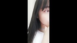 Gorgeous Chinese Cam Girl Dirty Sex Chat And Masturbating