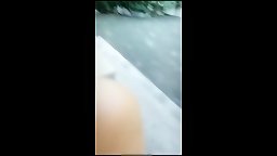 Chinese Lovers Fucking in Public Nature Park 和漂亮纹身女朋友在公园山里野战