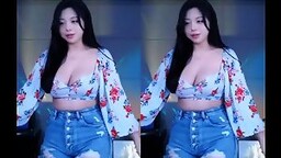 꽃블라우스 가슴 절반은2